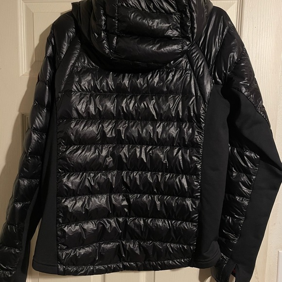 Canada Goose Men’s Coat - Picture 9 of 9